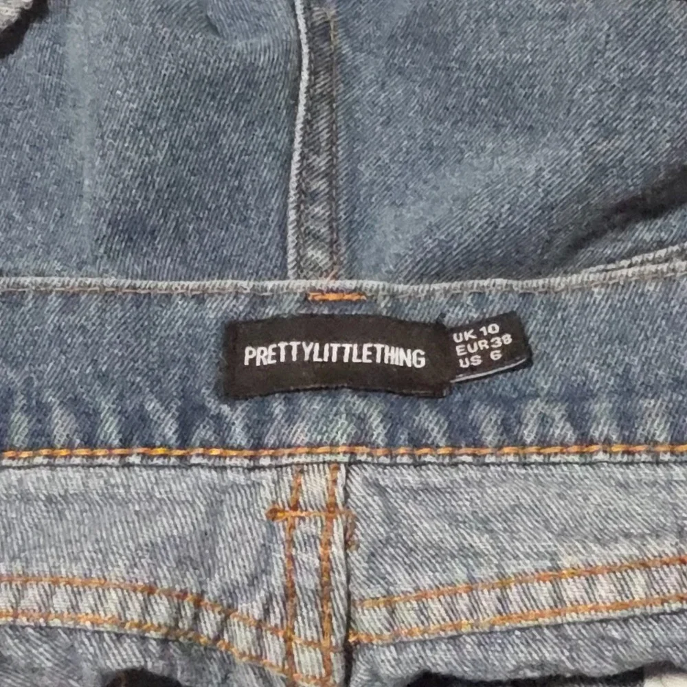 Pretty Little Thing Women's Distressed Denim Shorts‎ Blue Size UK:14 US:10